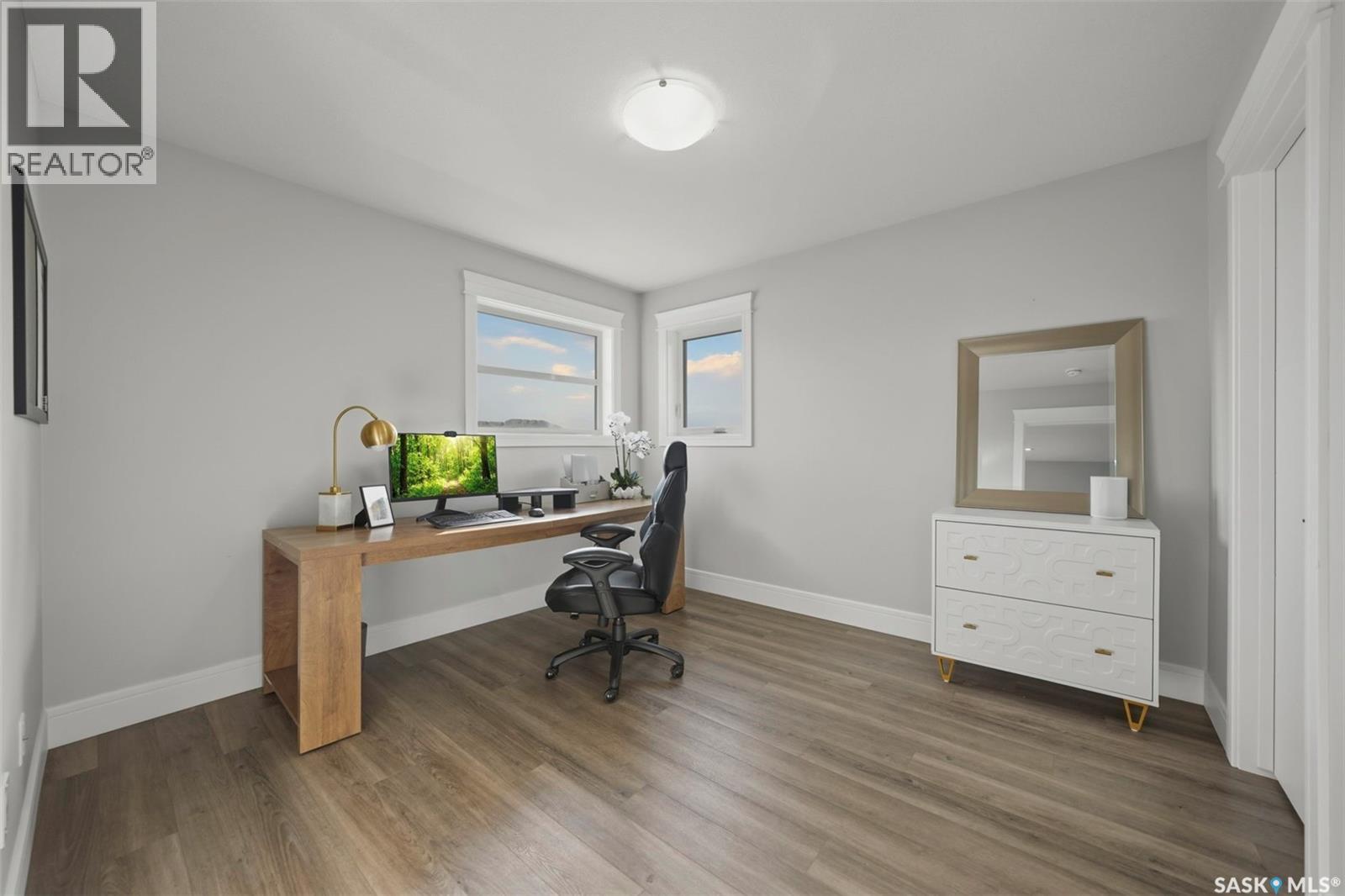 119 Woolf BEND - 30