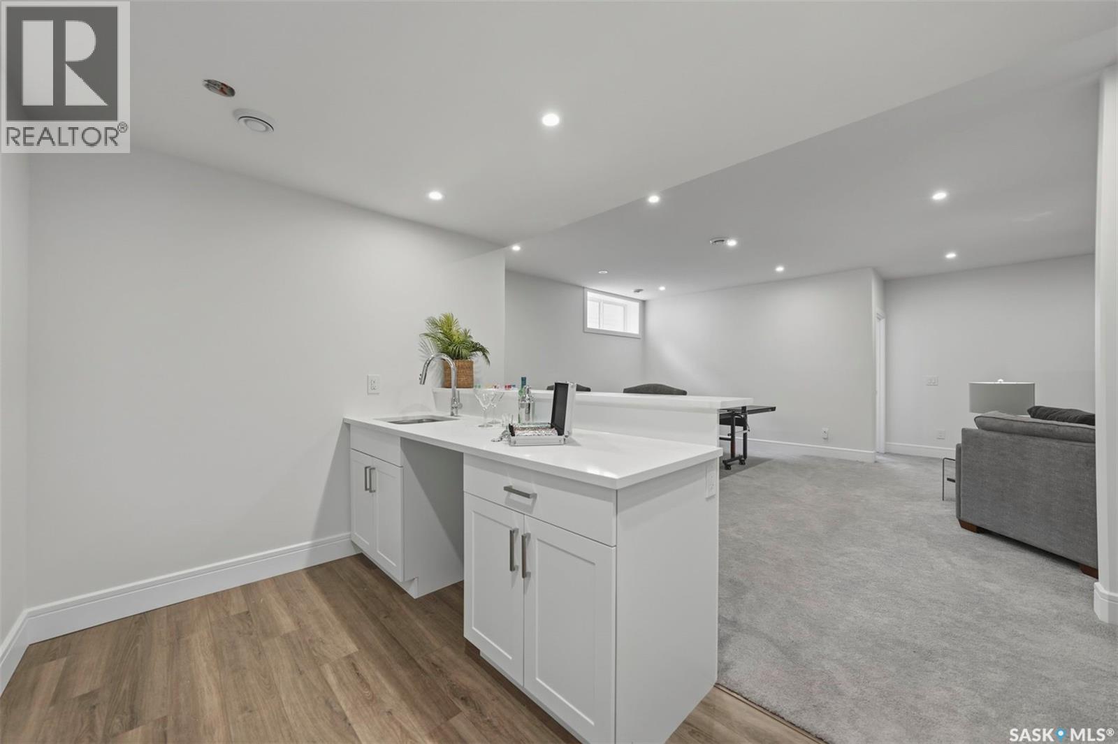 119 Woolf BEND - 34