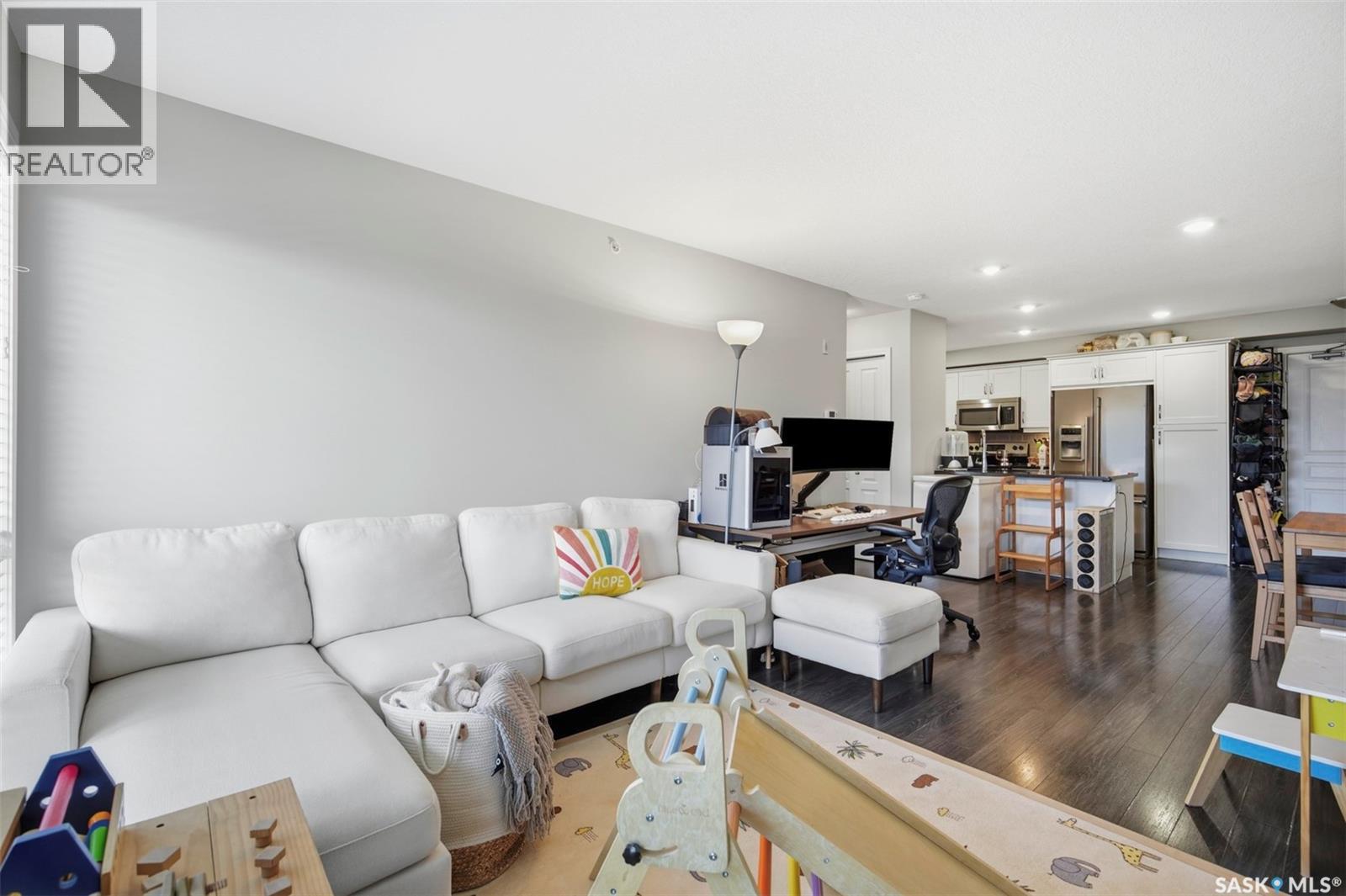 3311 106 Willis CRESCENT — photo 8