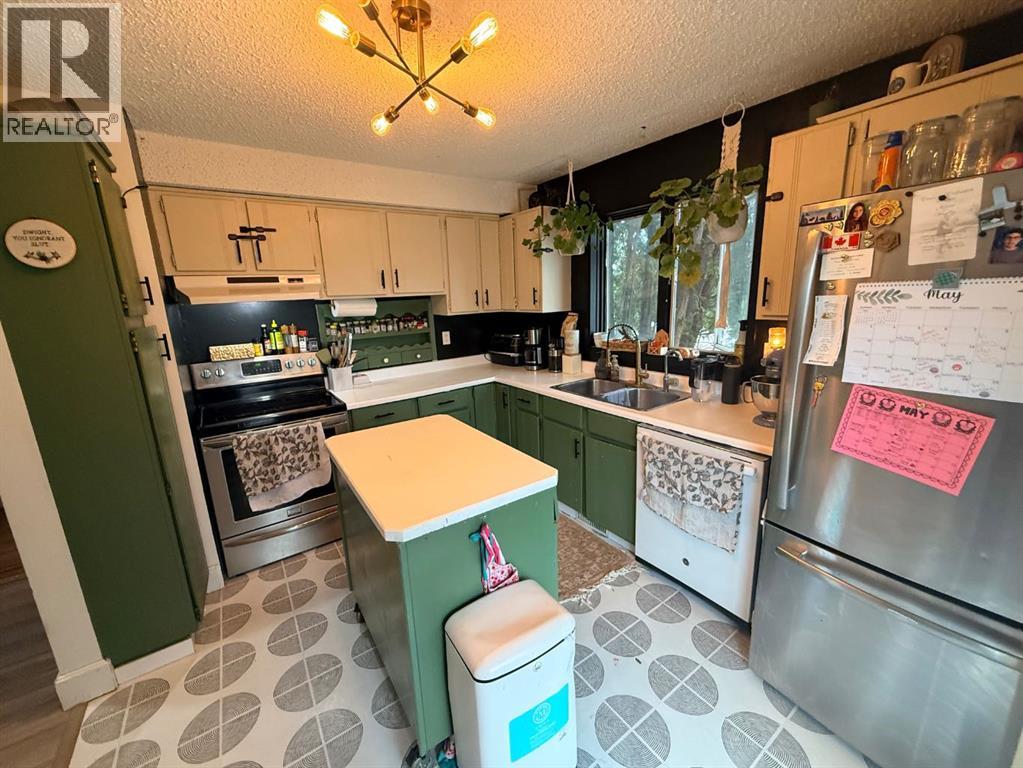 5701 31 Street - 5