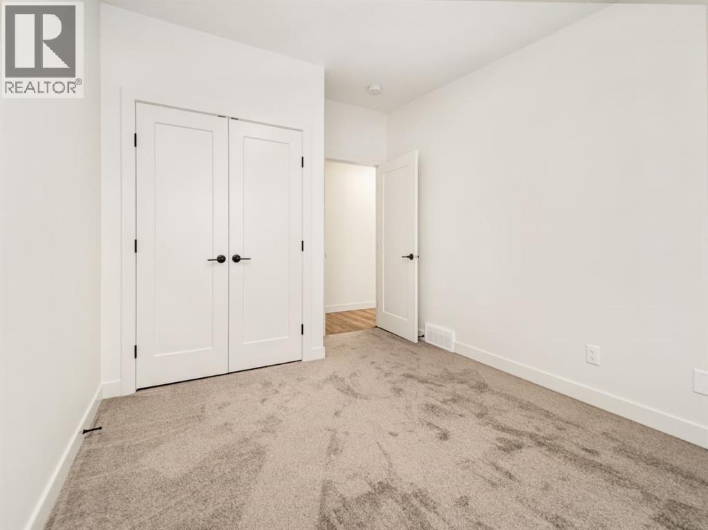 359 9 Street - 16