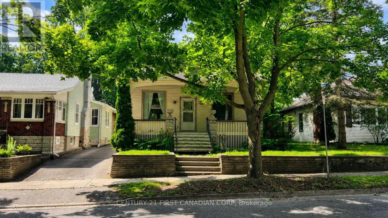 52 BECHER STREET - 1