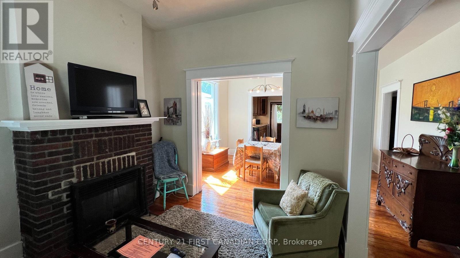52 BECHER STREET - 10