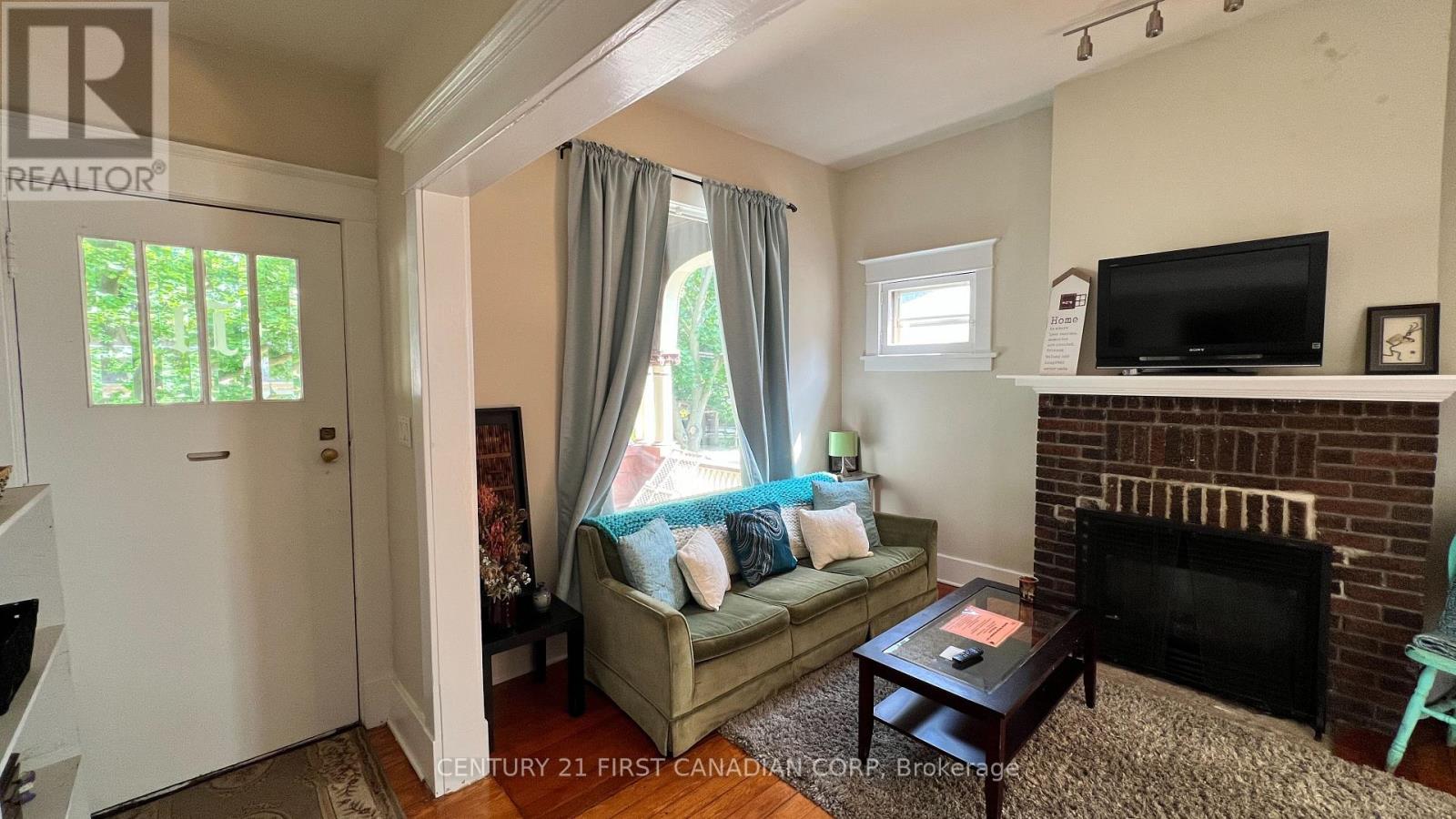 52 BECHER STREET - 6