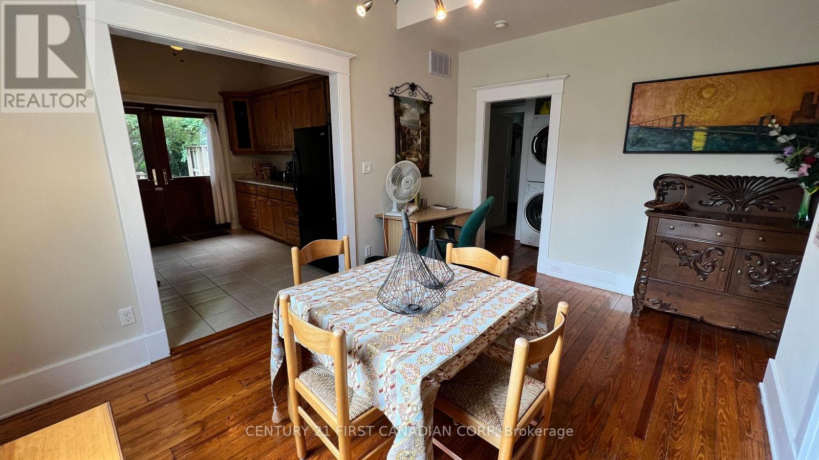 52 BECHER STREET - 7