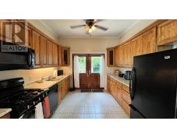Kitchen - 52 Becher Street, London South, ON N6C1A5 Photo 11