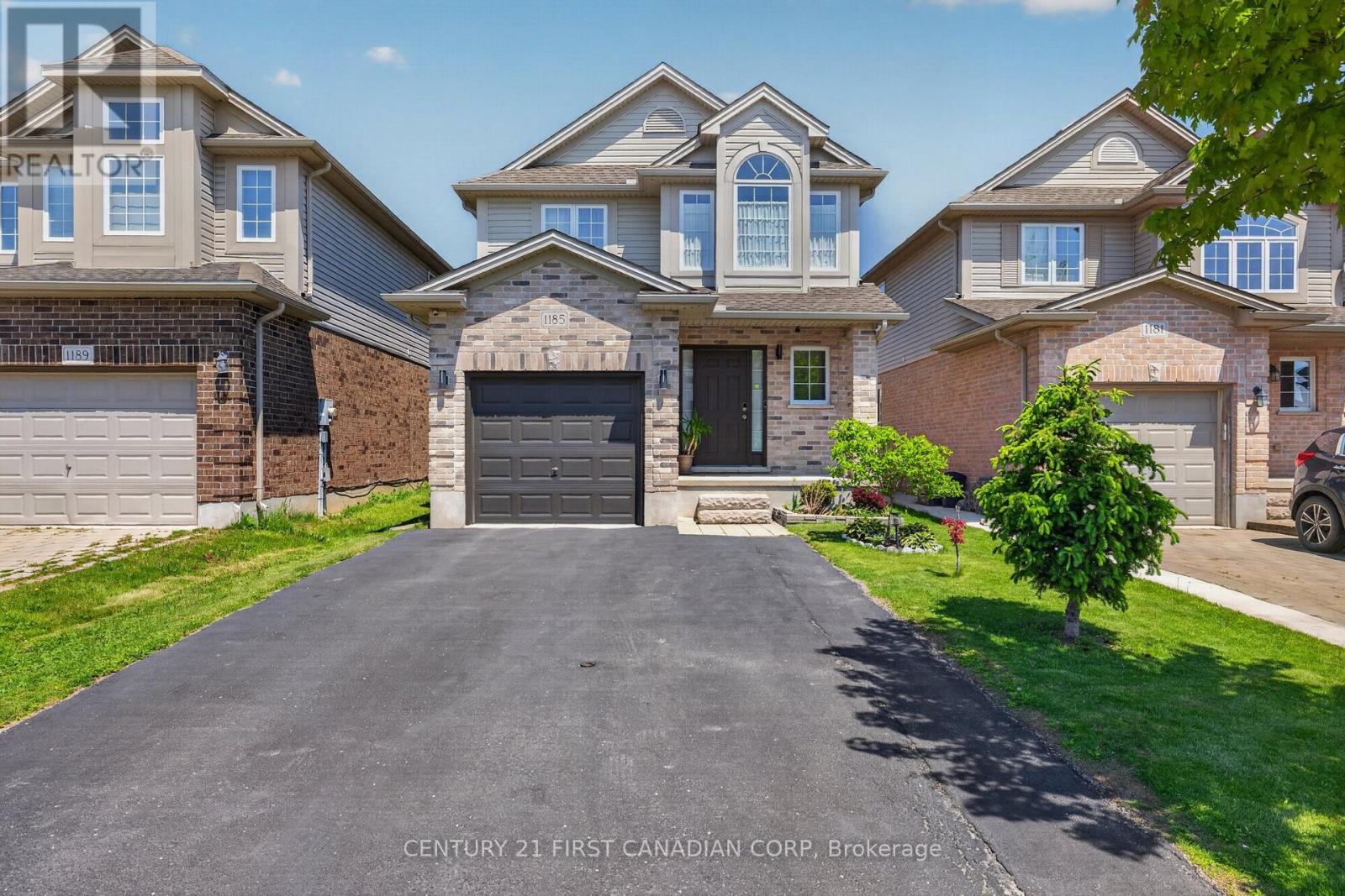 1185 SANDBAR STREET - 1