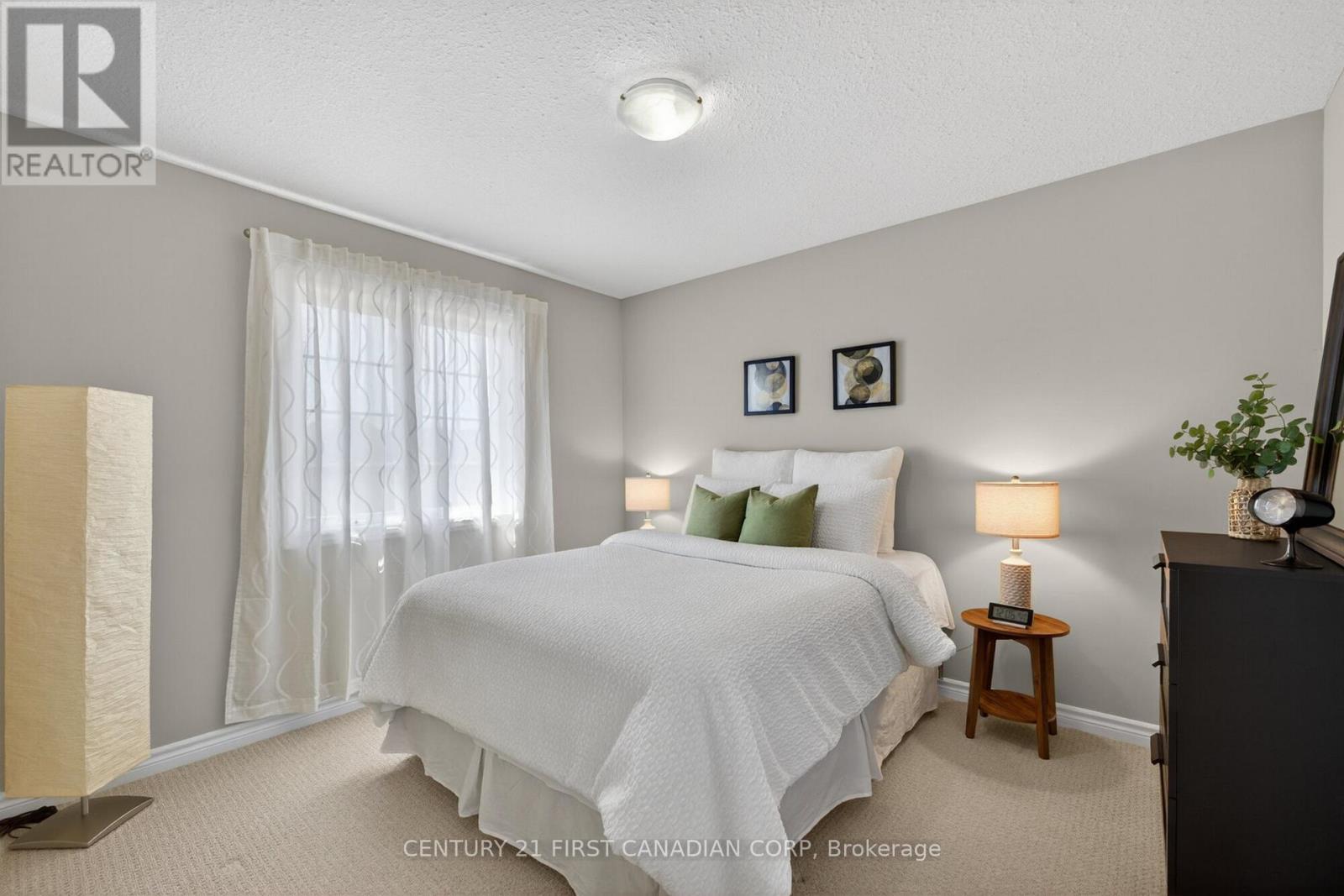 1185 SANDBAR STREET - 29