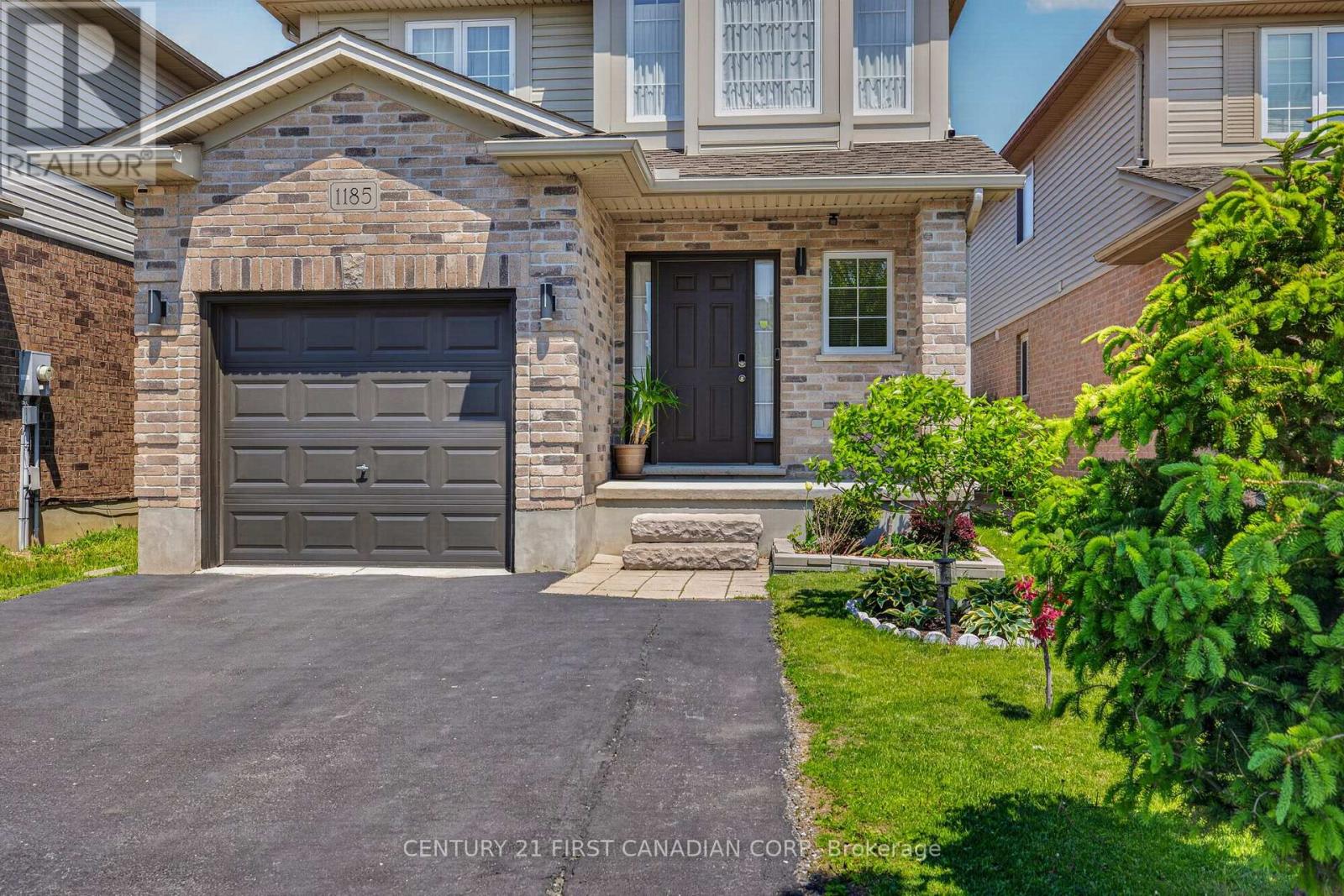 1185 SANDBAR STREET - 3