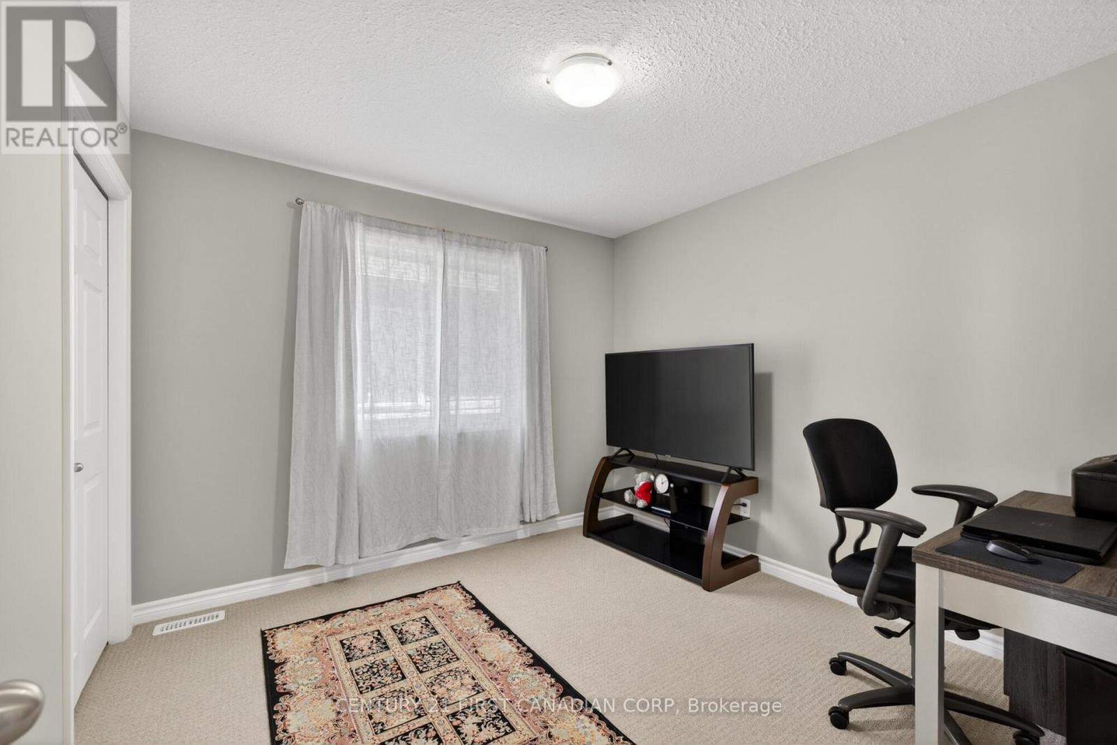 1185 SANDBAR STREET - 31