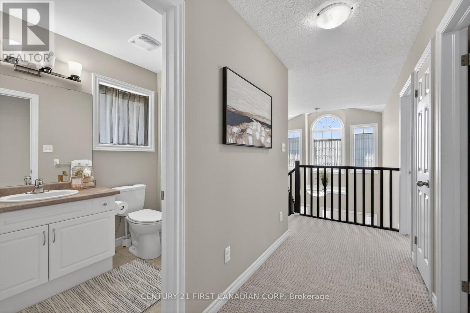 1185 SANDBAR STREET - 34