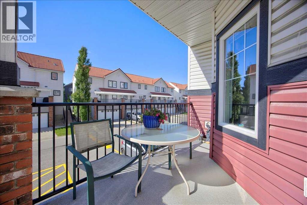#218 30 Royal Oak Plaza NW - 19