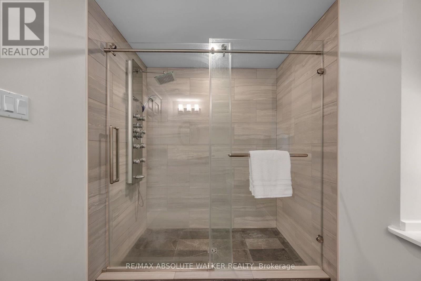 535 BUCHANAN CRESCENT, Ottawa. Luxury613. By Peter Sagos - Image 23
