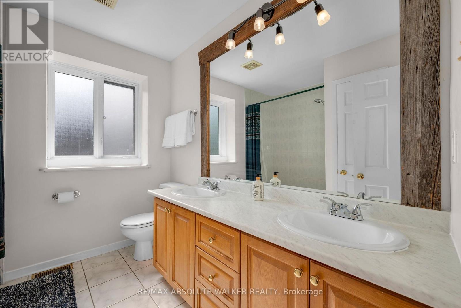 535 BUCHANAN CRESCENT, Ottawa. Luxury613. By Peter Sagos - Image 30