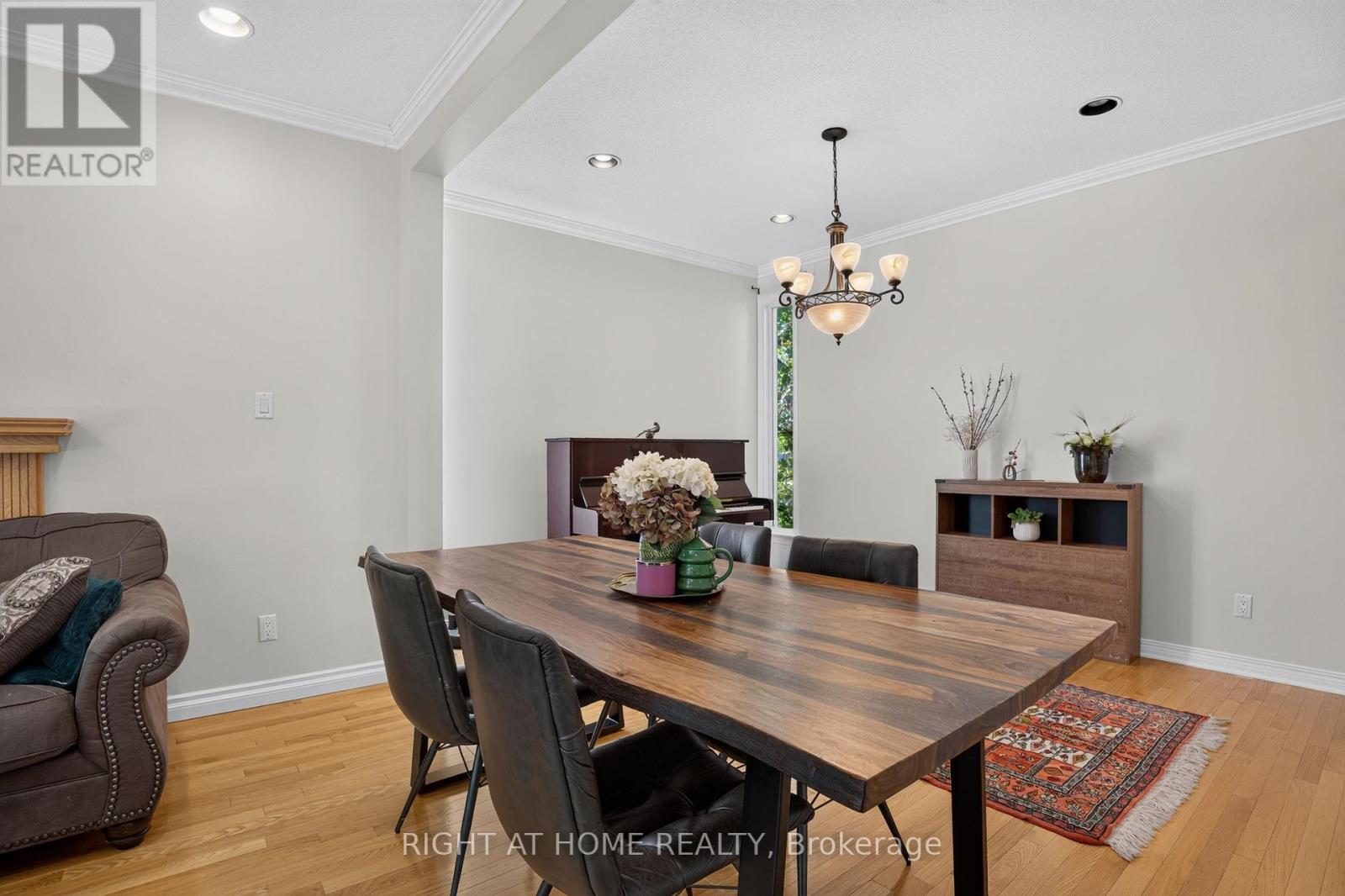 26 EVANSHEN CRESCENT, Ottawa. Luxury613. By Peter Sagos - Image 10
