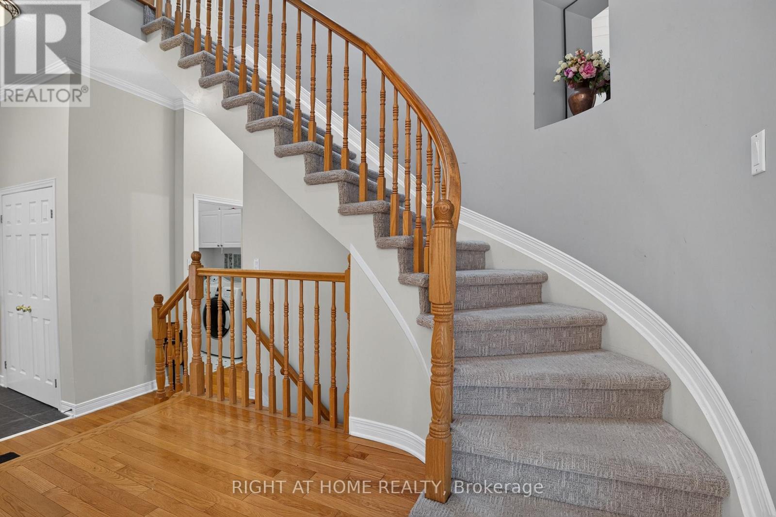 26 EVANSHEN CRESCENT, Ottawa. Luxury613. By Peter Sagos - Image 23