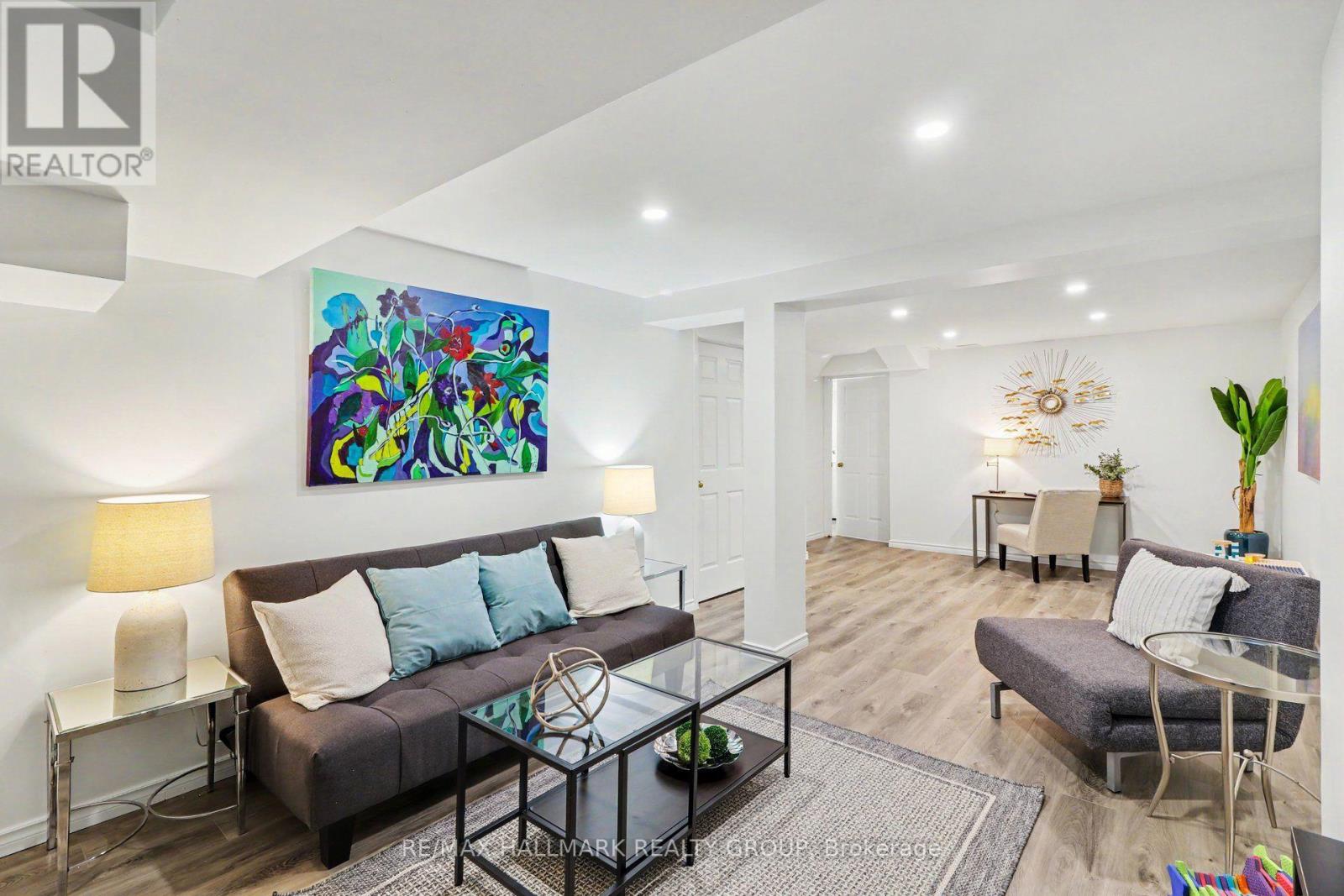 #63 710 CORONATION AVENUE - 24