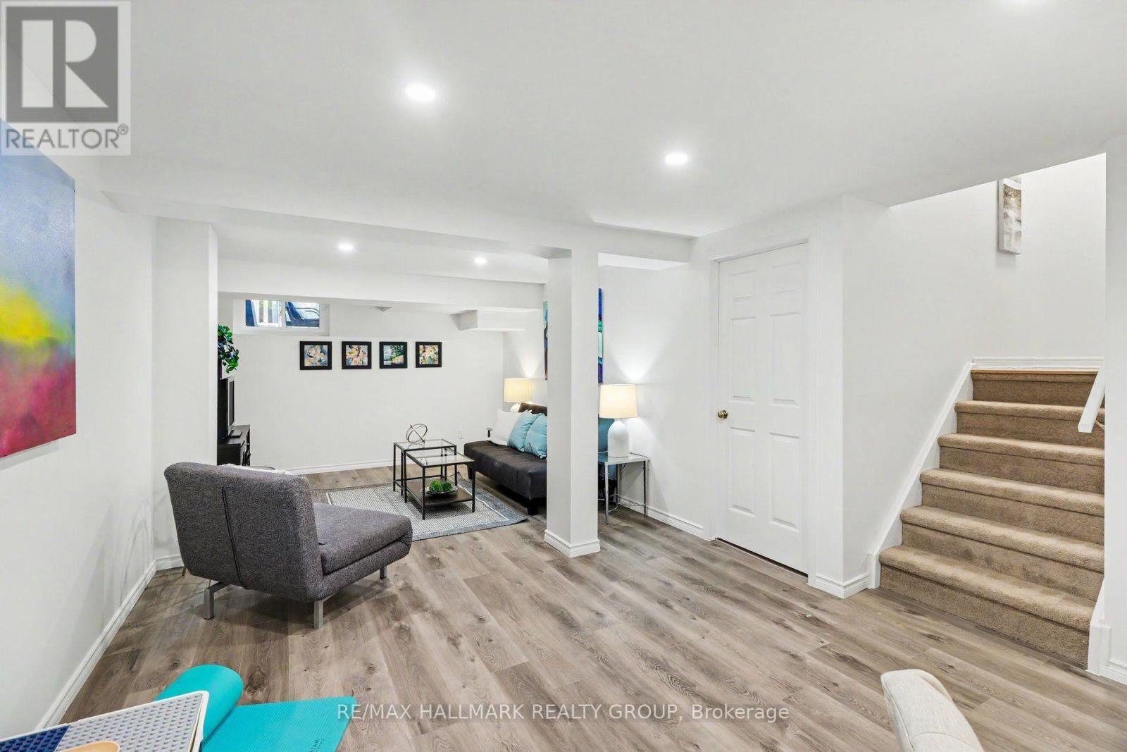 #63 710 CORONATION AVENUE - 25