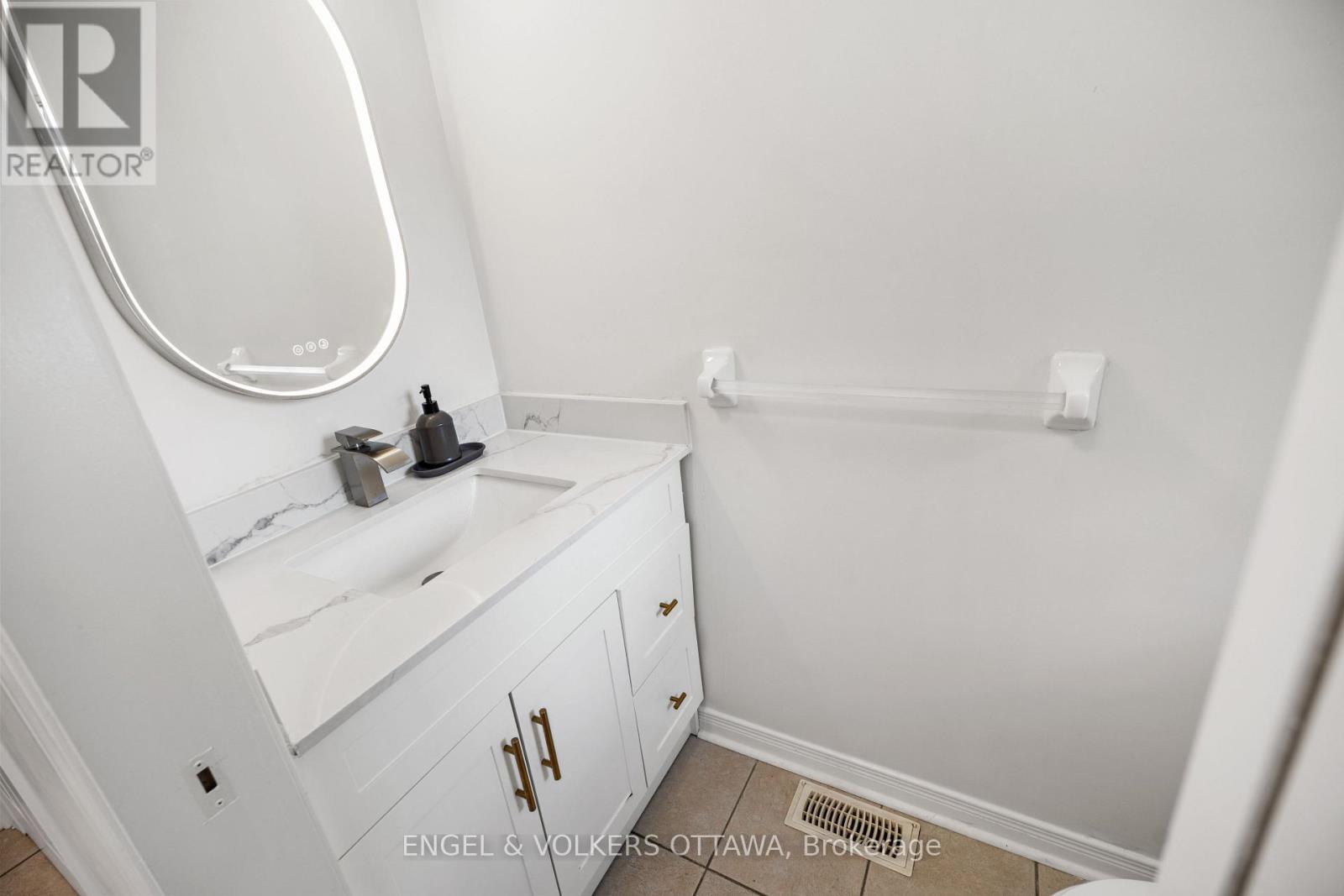 18 CAMBRAY LANE, Ottawa. Luxury613. By Peter Sagos - Image 6