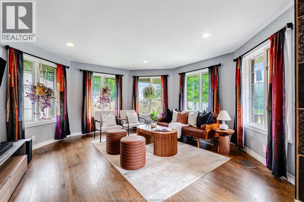 3036 Aurelia CRESCENT - 11