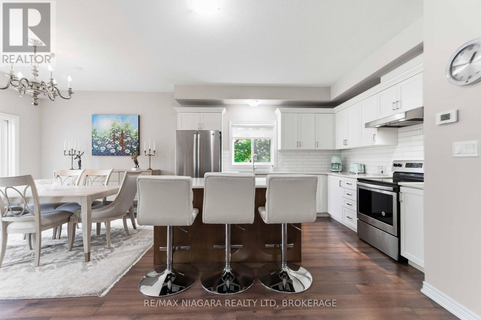 23B BLOOMFIELD AVENUE - 12