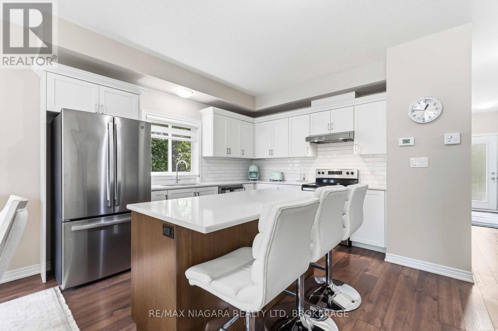 23B BLOOMFIELD AVENUE - 13