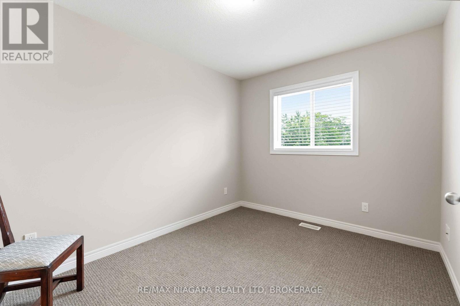 23B BLOOMFIELD AVENUE - 27
