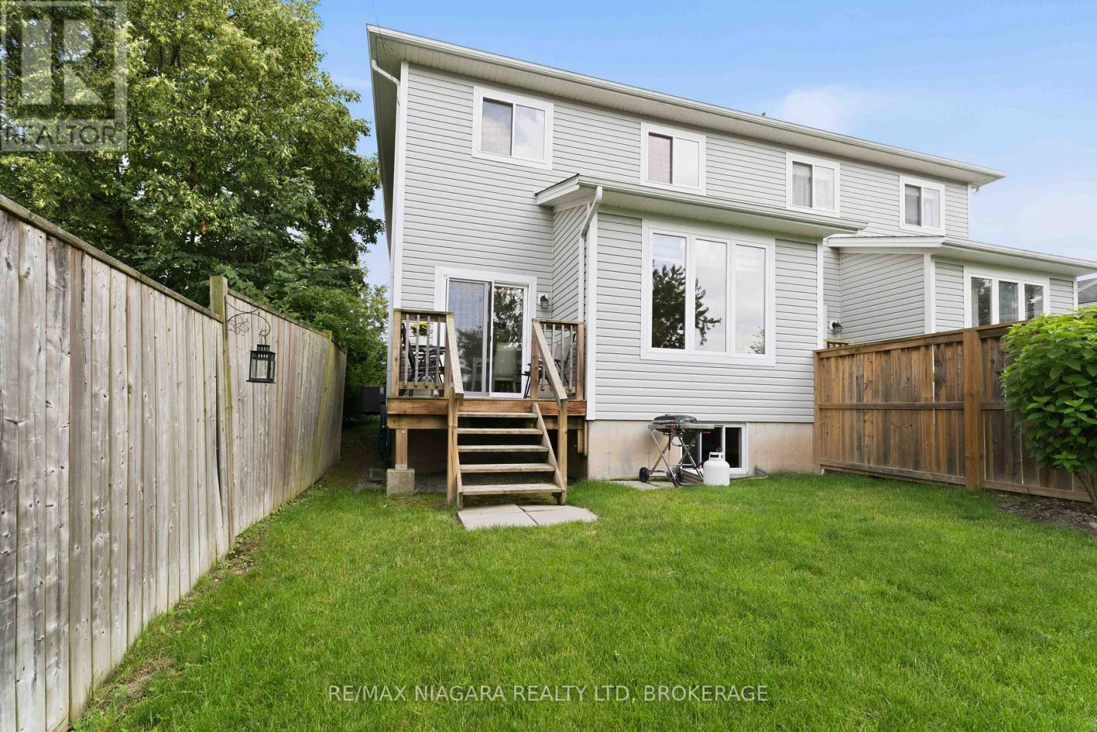 23B BLOOMFIELD AVENUE - 32