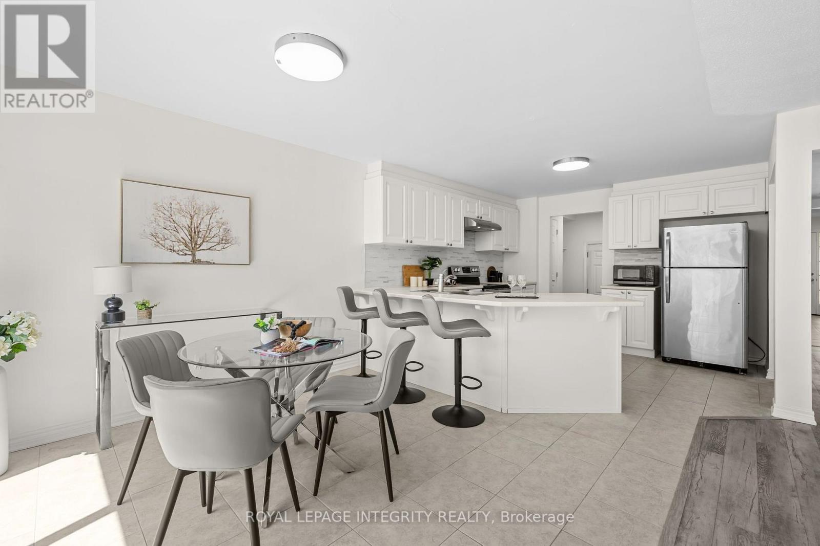 1002 LABURNUM WALK, Ottawa. Luxury613. By Peter Sagos - Image 13