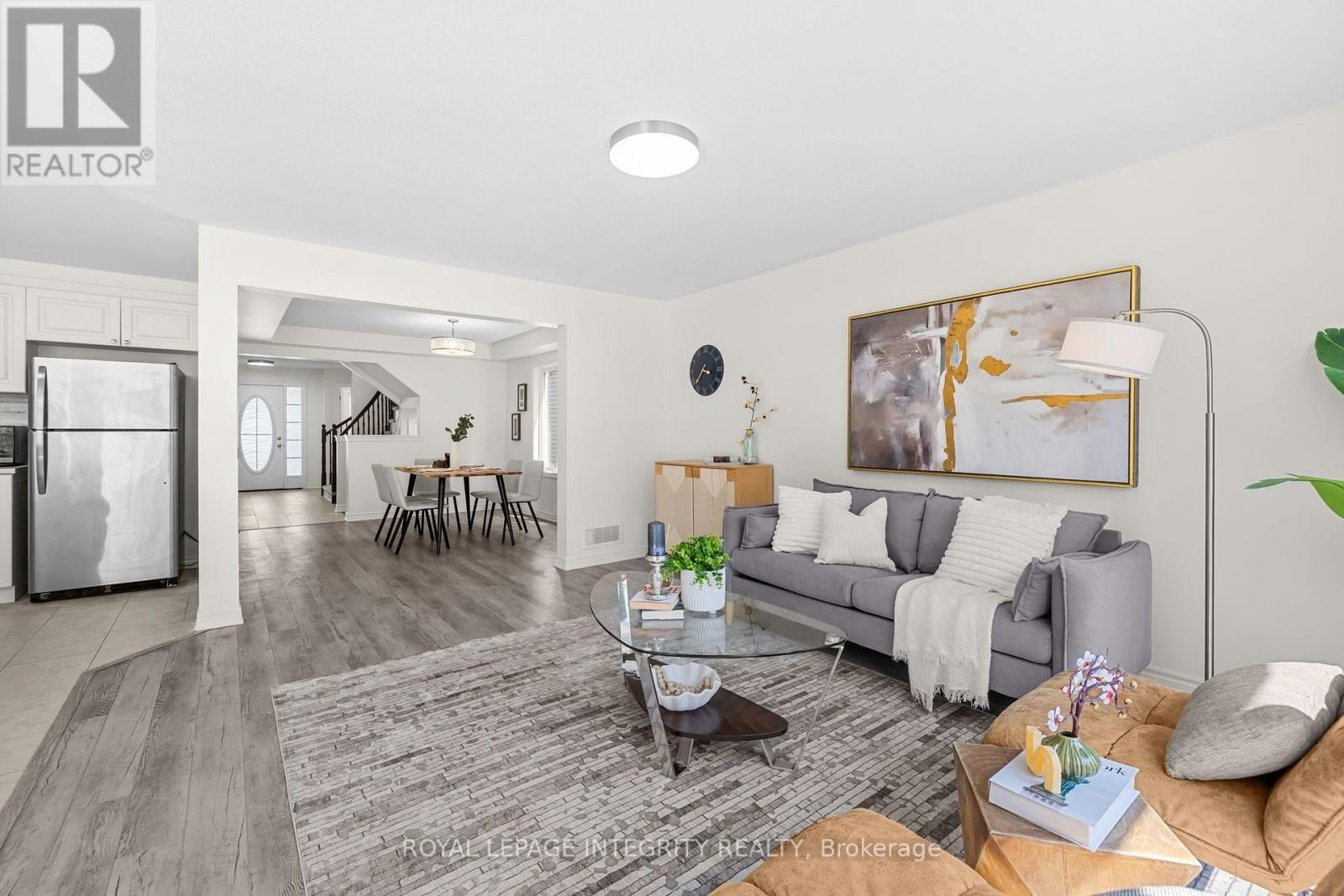 1002 LABURNUM WALK, Ottawa. Luxury613. By Peter Sagos - Image 11