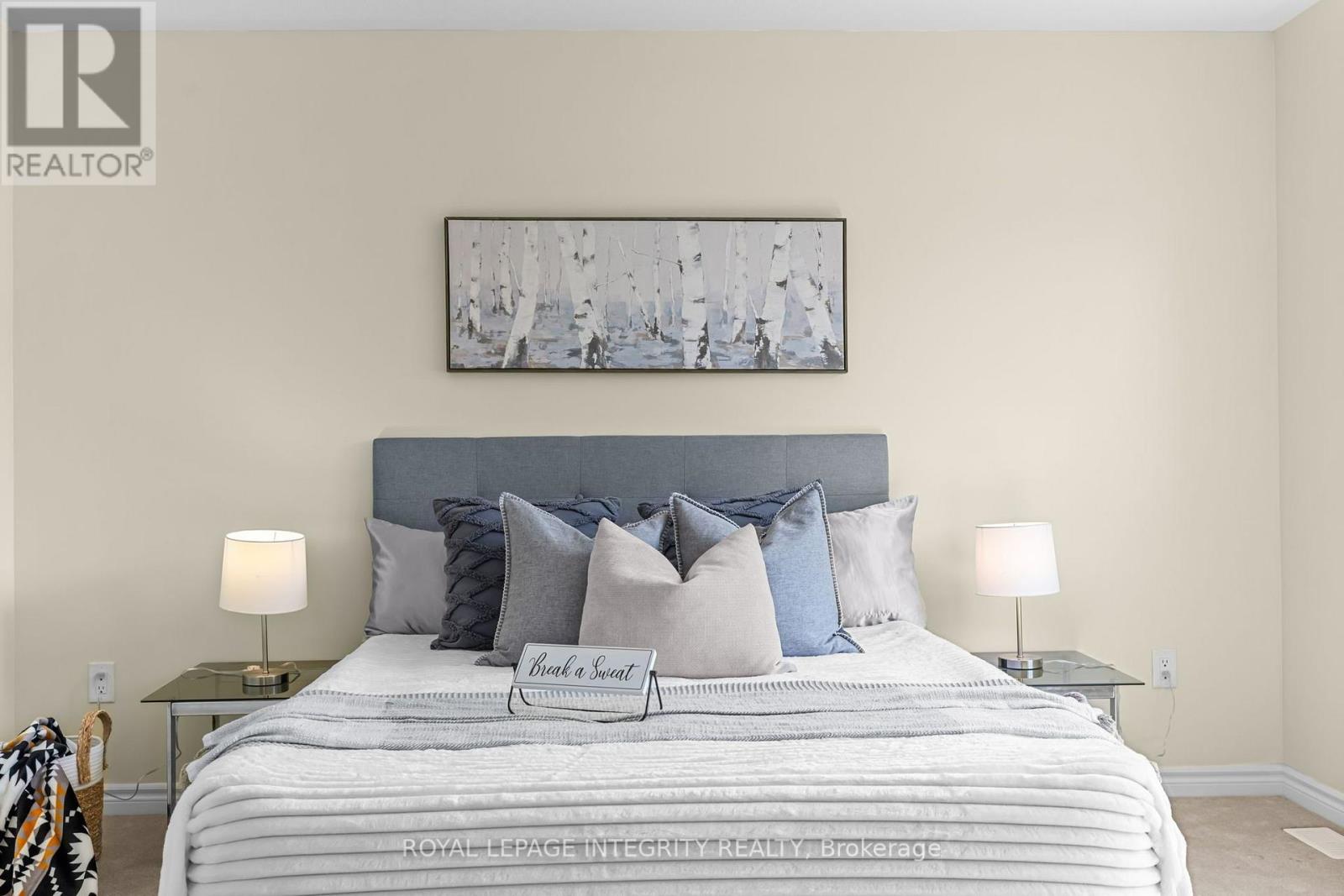 1002 LABURNUM WALK, Ottawa. Luxury613. By Peter Sagos - Image 21
