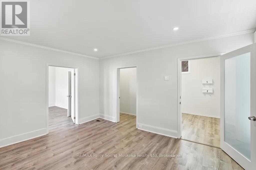 18 WILLIAM STREET - Image 10