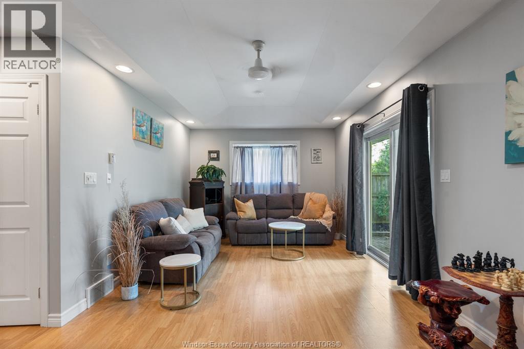 371 OAK STREET - 14