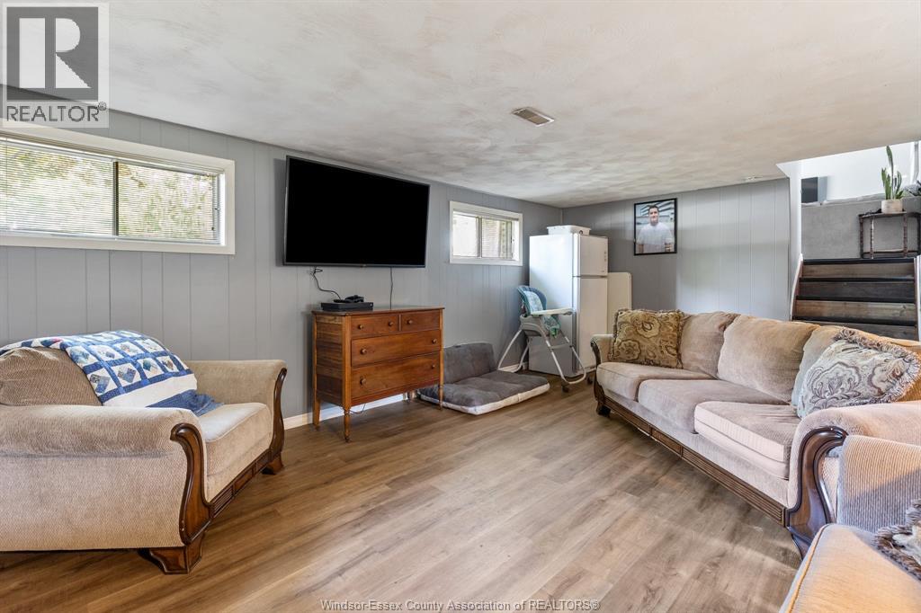 371 OAK STREET - 8