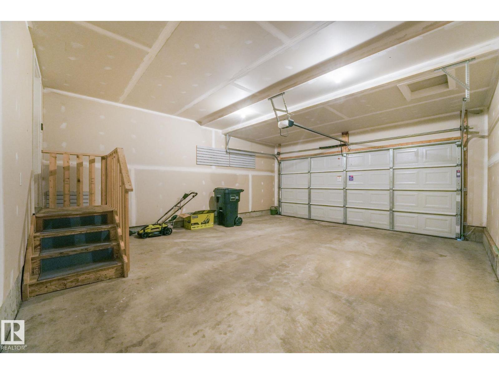 16619 14 AV SW - 65