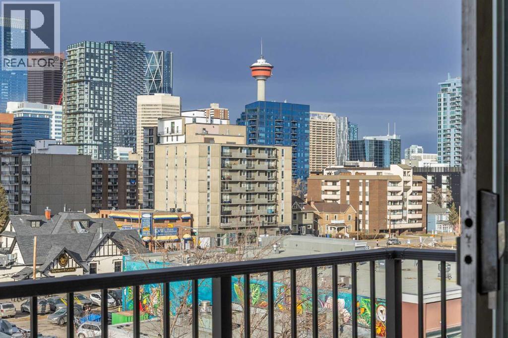#660 519 17 Avenue SW - 1
