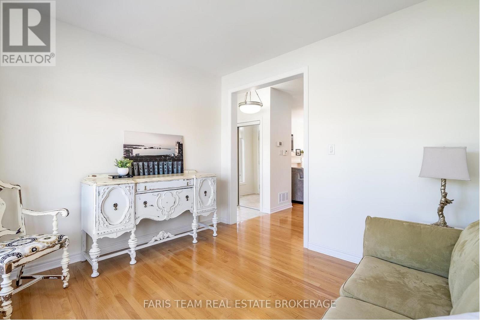 26 BARRINGTON TRAIL - 14
