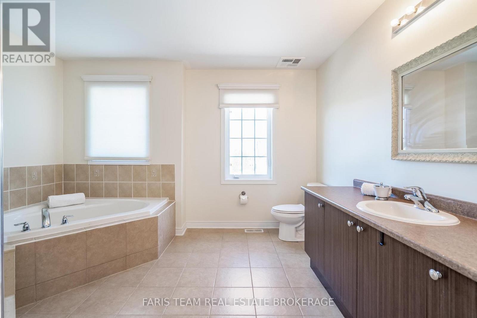 26 BARRINGTON TRAIL - 20