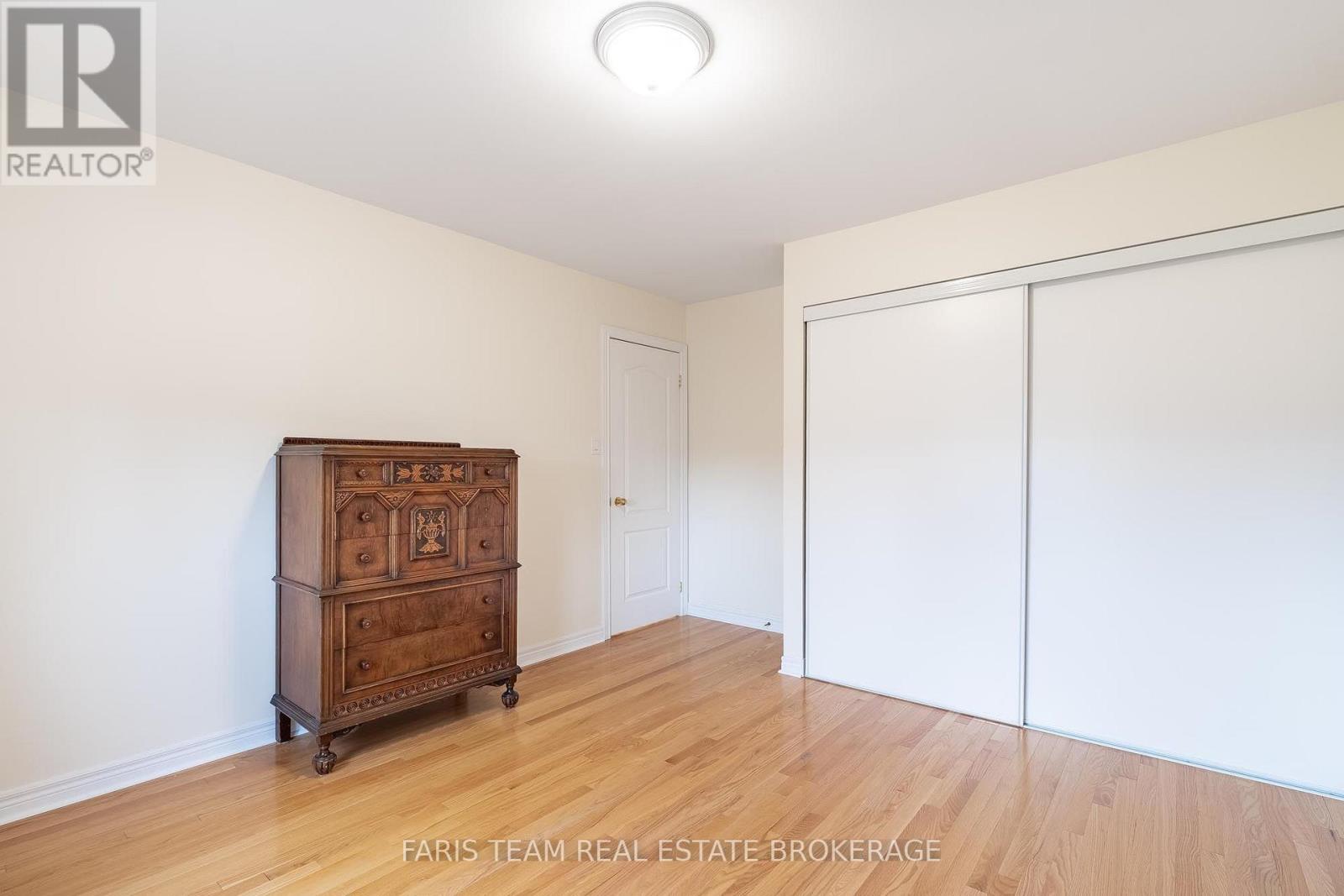 26 BARRINGTON TRAIL - 24