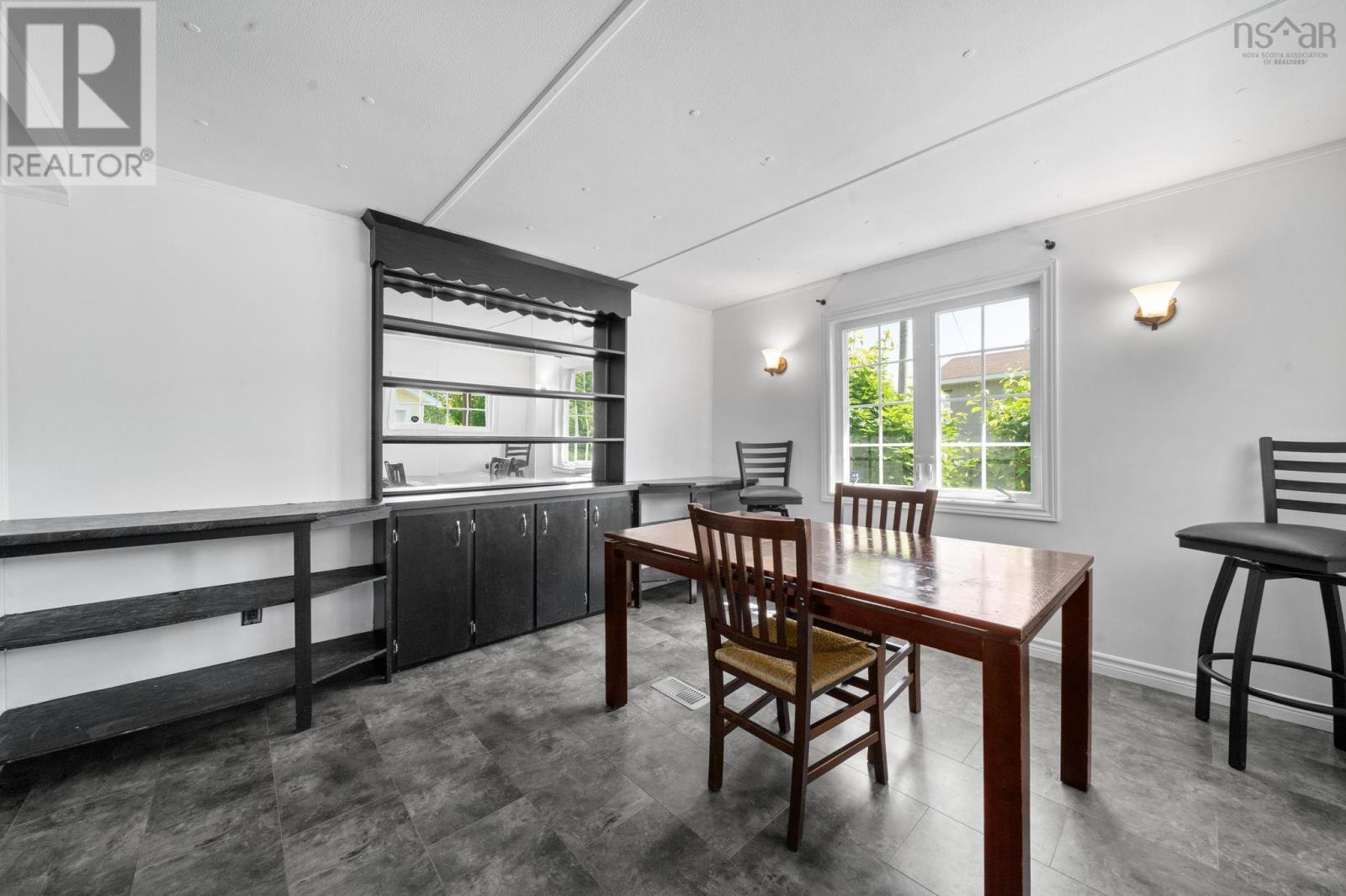 700 New Ross Road - 4