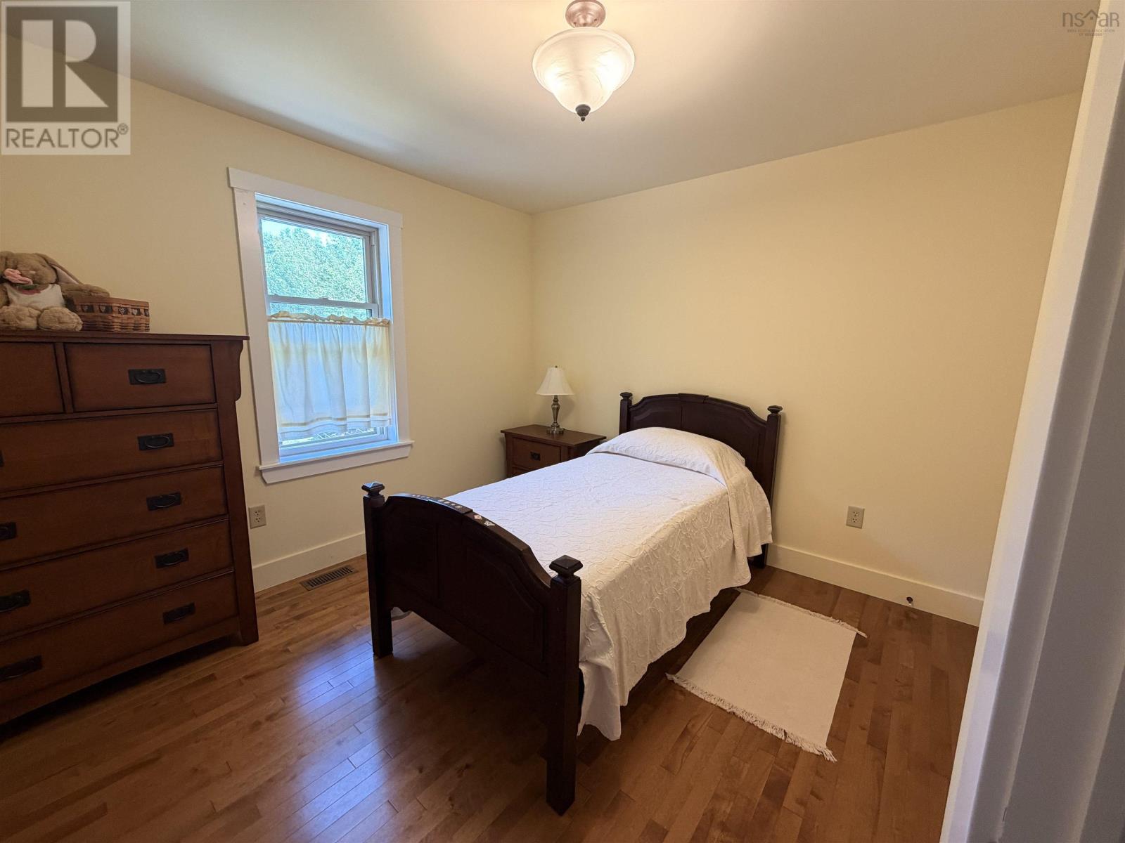 5 Kenley Road - 18