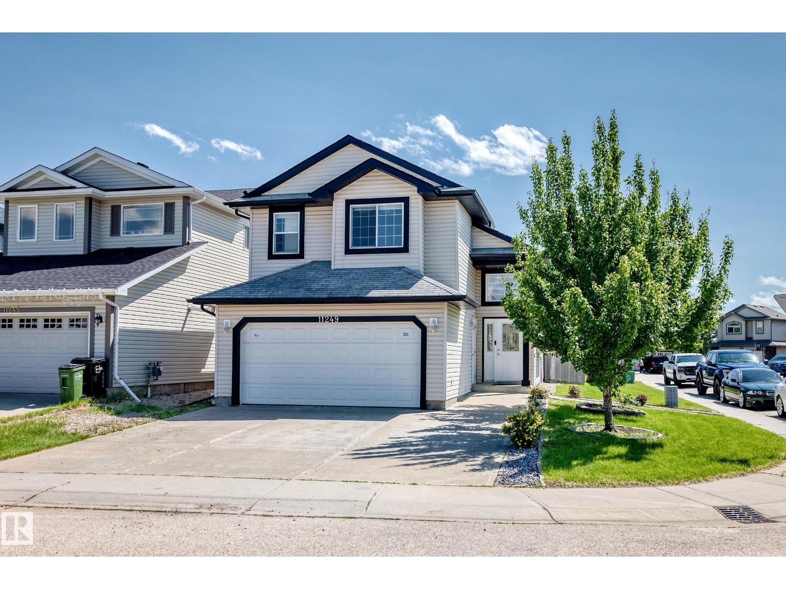 11249 167A AV NW - 47