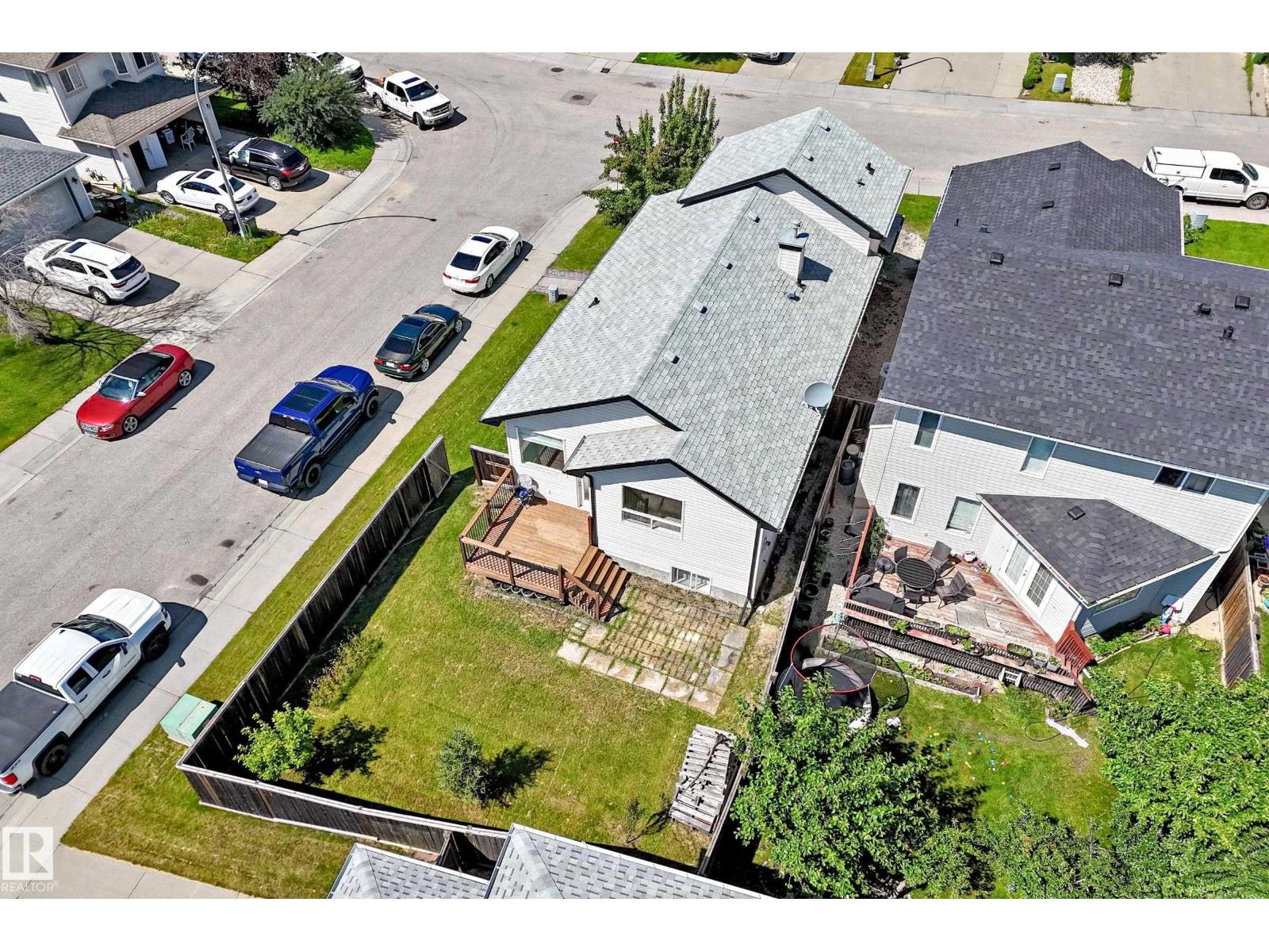 11249 167A AV NW - 50