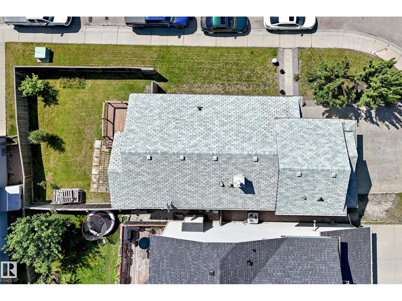 11249 167A AV NW - 52