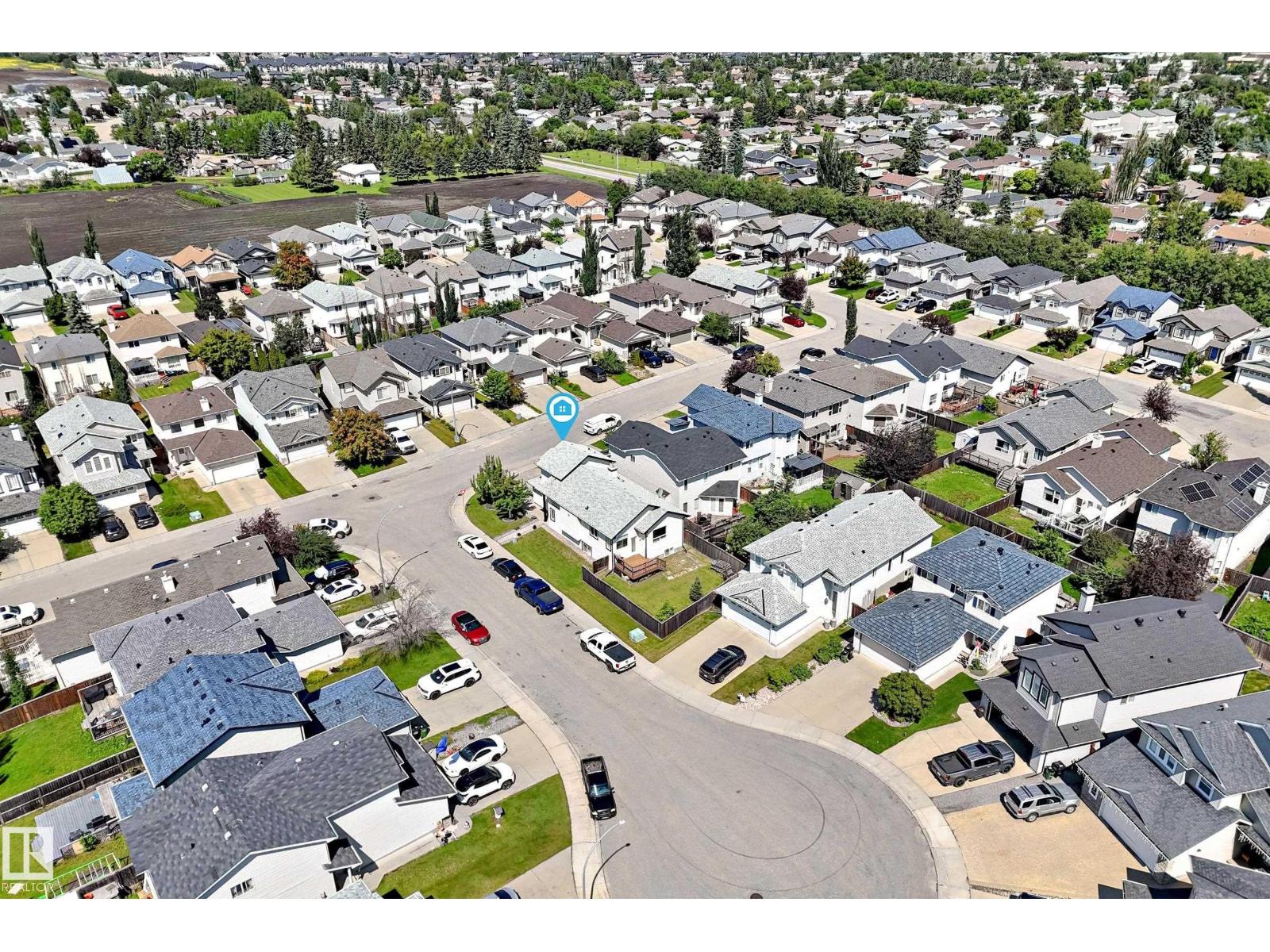 11249 167A AV NW - 55
