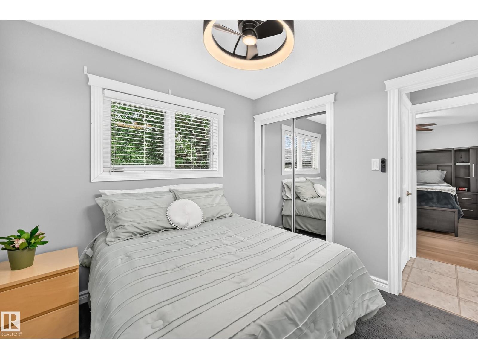 7916 130 AV NW - 17