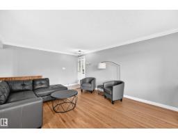 Bedroom 3 - 7916 130 Av Nw, Edmonton, AB T5C1Y5 Photo 6