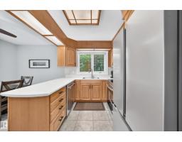 Recreation room - 7916 130 Av Nw, Edmonton, AB T5C1Y5 Photo 8