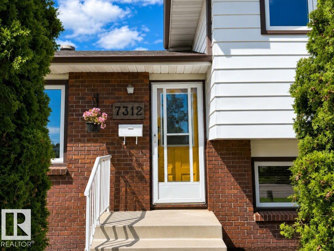 7312 137 AV NW - 4
