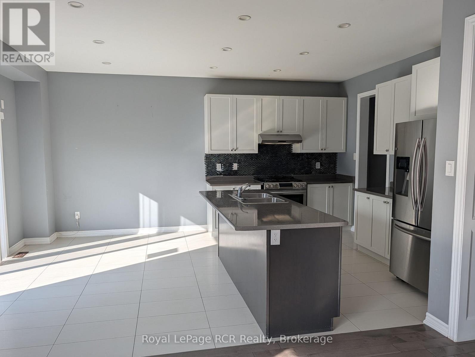125 MORDEN DRIVE - 5
